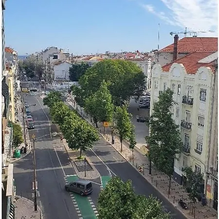 Single Or Double With Balcony Close To Alameda Metro! Séjour chez l'habitant Lisboa